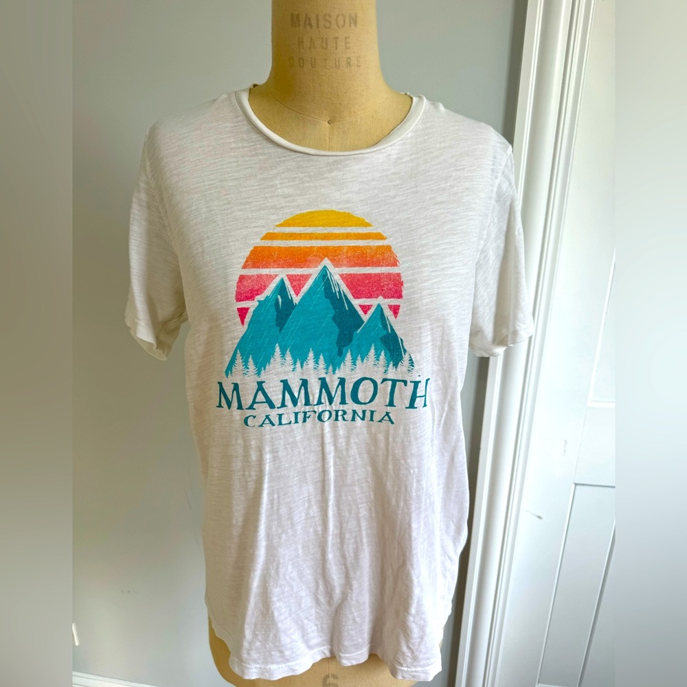 Mammoth women’s T-shirt size M